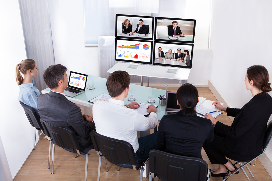 Videos on 4 different screens is one way to make more engaging corporate training video